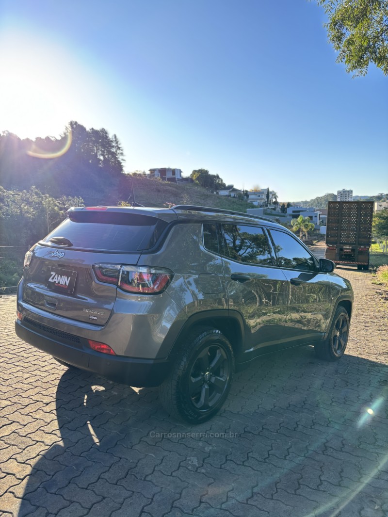 COMPASS 2.0 16V FLEX SPORT AUTOMÁTICO - 2017 - SANANDUVA