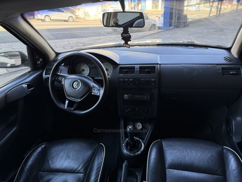 GOL 1.6 MI POWER 8V GASOLINA 4P MANUAL G.III - 2003 - CAXIAS DO SUL