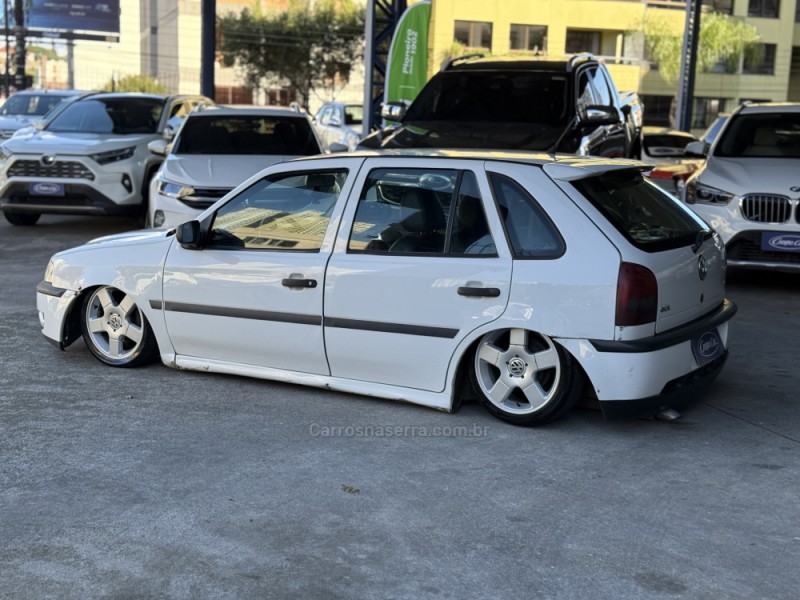 GOL 1.6 MI POWER 8V GASOLINA 4P MANUAL G.III - 2003 - CAXIAS DO SUL