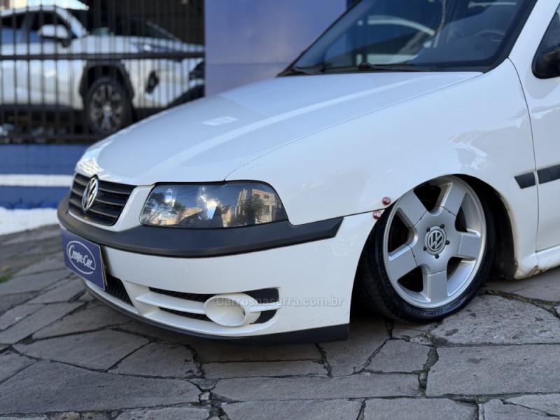 GOL 1.6 MI POWER 8V GASOLINA 4P MANUAL G.III - 2003 - CAXIAS DO SUL