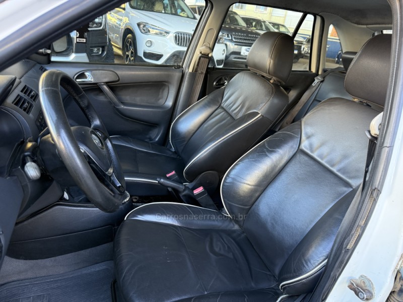 GOL 1.6 MI POWER 8V GASOLINA 4P MANUAL G.III - 2003 - CAXIAS DO SUL