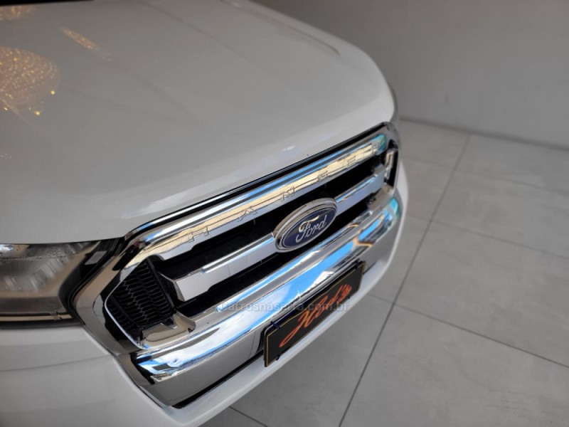 RANGER 3.2 XLT 4X4 CD 20V DIESEL 4P AUTOMÁTICO - 2017 - CANELA
