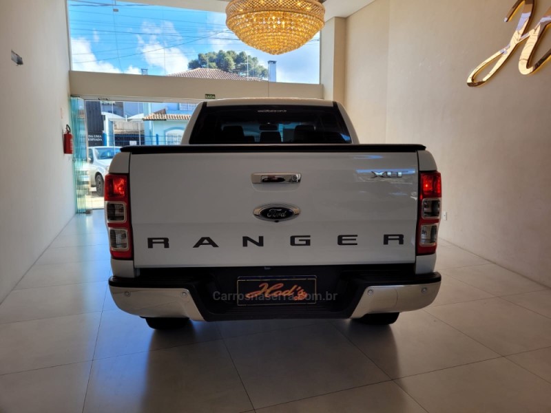 RANGER 3.2 XLT 4X4 CD 20V DIESEL 4P AUTOMÁTICO - 2017 - CANELA