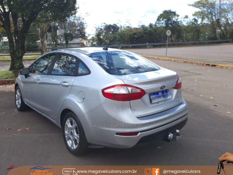 FIESTA 1.6 SE SEDAN 16V FLEX 4P MANUAL - 2015 - BENTO GONçALVES