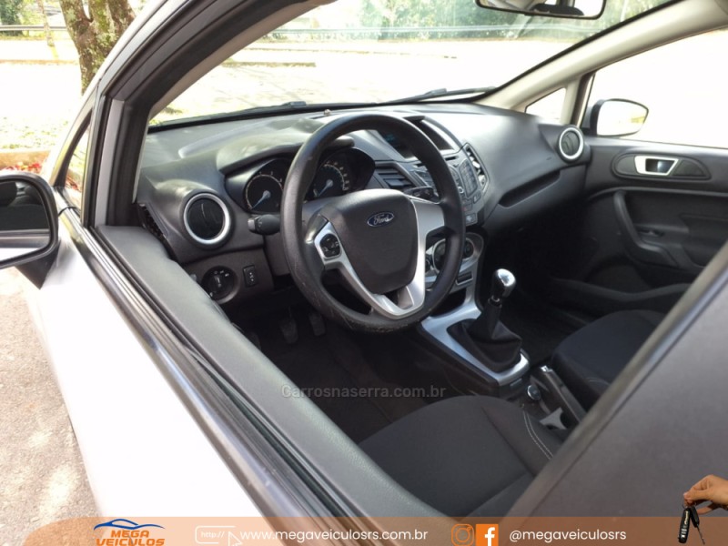 FIESTA 1.6 SE SEDAN 16V FLEX 4P MANUAL - 2015 - BENTO GONçALVES