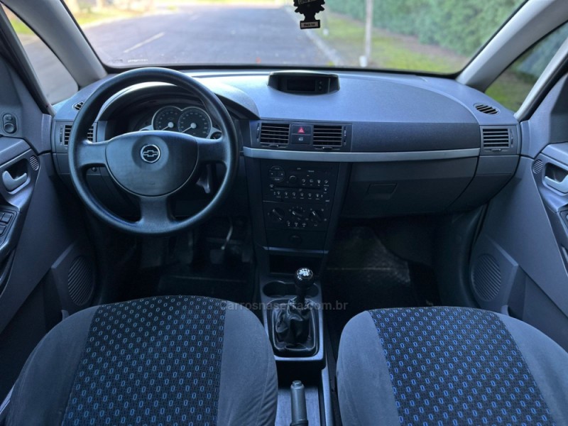 MERIVA 1.4 MPFI COLLECTION 8V ECONO.FLEX 4P MANUAL - 2011 - CAMPO BOM