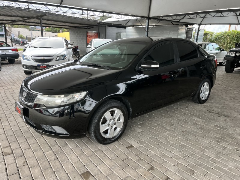 cerato 1.6 sedan 16v gasolina 4p manual 2010 caxias do sul