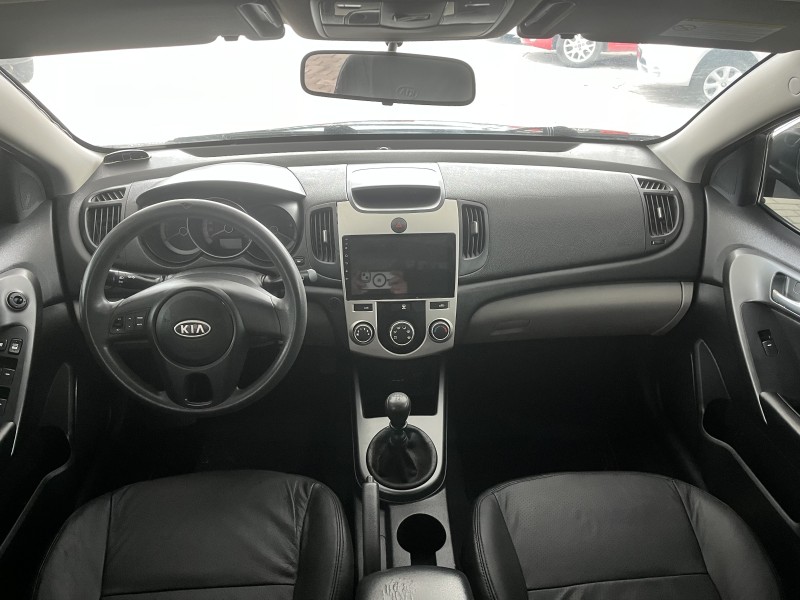 CERATO 1.6 SEDAN 16V GASOLINA 4P MANUAL - 2010 - CAXIAS DO SUL
