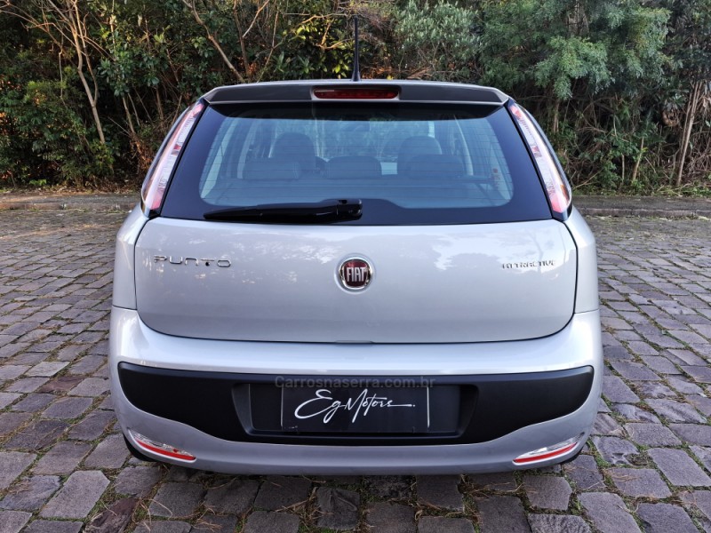 PUNTO 1.4 ATTRACTIVE 8V FLEX 4P MANUAL - 2014 - BENTO GONçALVES