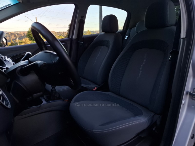 PUNTO 1.4 ATTRACTIVE 8V FLEX 4P MANUAL - 2014 - BENTO GONçALVES