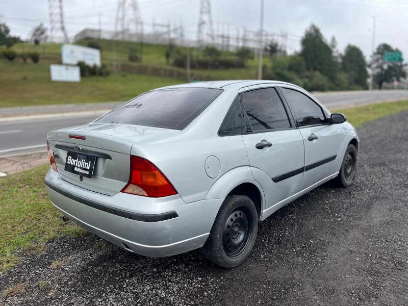 FOCUS 1.6 8V FLEX 4P MANUAL - 2007 - FARROUPILHA