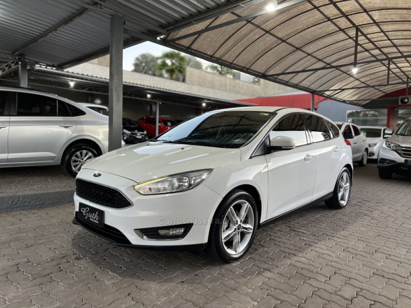 FOCUS 1.6 SE 16V FLEX 4P MANUAL