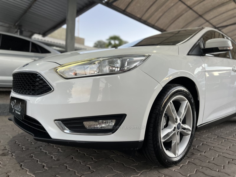 FOCUS 1.6 SE 16V FLEX 4P MANUAL - 2018 - BOM PRINCíPIO