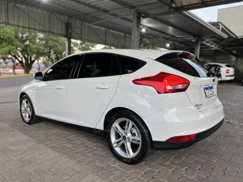 FOCUS 1.6 SE 16V FLEX 4P MANUAL - 2018 - BOM PRINCíPIO