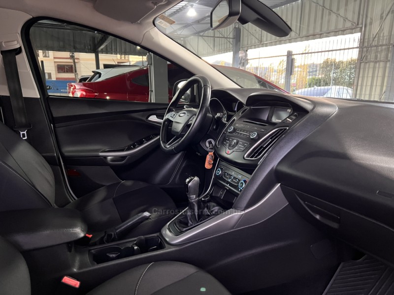 FOCUS 1.6 SE 16V FLEX 4P MANUAL - 2018 - BOM PRINCíPIO