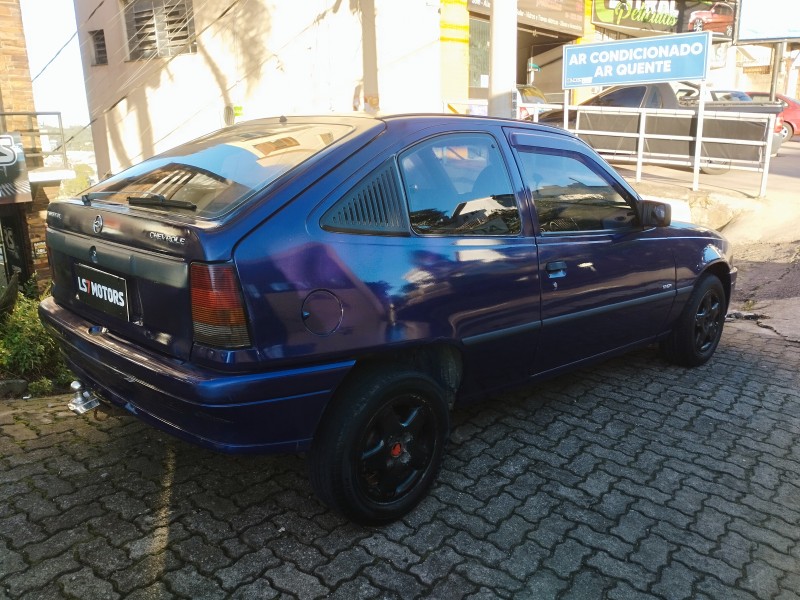 KADETT 1.8 EFI GL 8V GASOLINA 2P MANUAL - 1996 - CAXIAS DO SUL