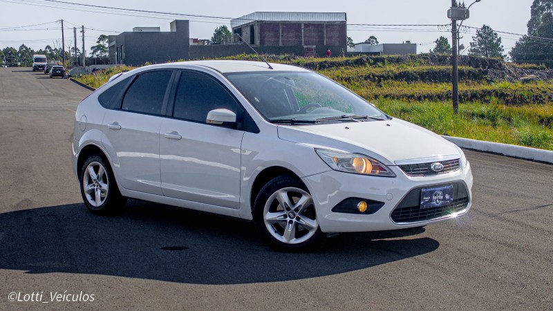 FOCUS 1.6 S 16V FLEX 4P MANUAL