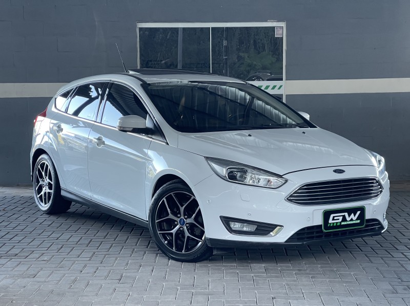 FOCUS 2.0 TITANIUM PLUS HATCH 16V FLEX 4P AUTO - 2016 - CAXIAS DO SUL