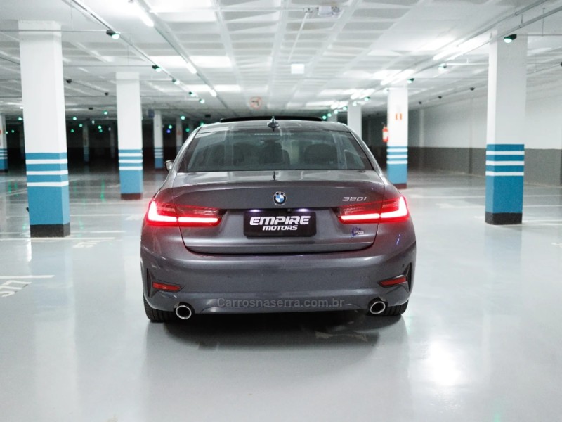 320I 2.0 GP 16V TURBO ACTIVE FLEX 4P AUTOMÁTICO - 2022 - PORTO ALEGRE