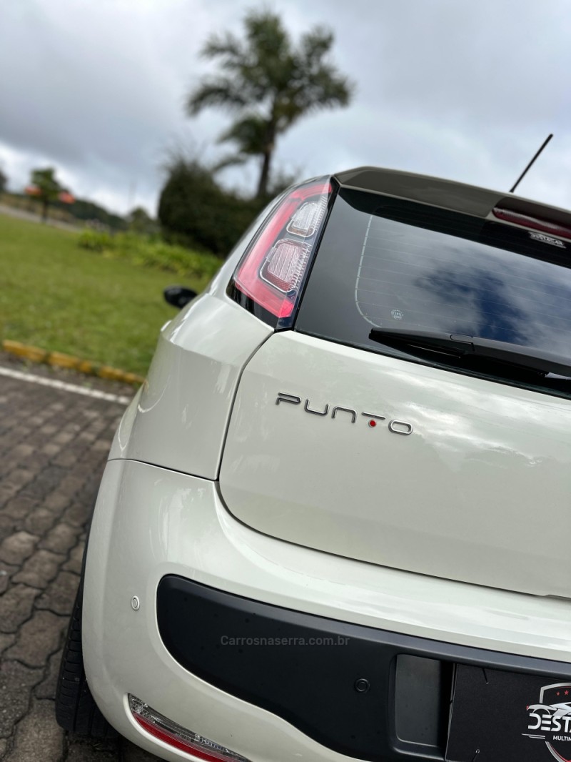 PUNTO 1.8 SPORTING 16V FLEX 4P MANUAL - 2014 - CAXIAS DO SUL