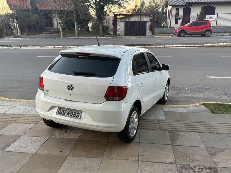 GOL 1.0 MI TREND 8V FLEX 4P MANUAL - 2013 - FARROUPILHA