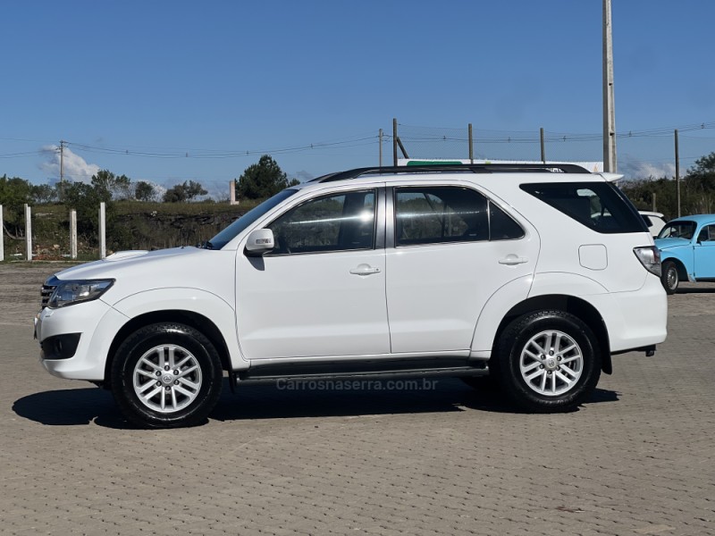 HILUX SW4 3.0 SRV 4X4 7 LUGARES 16V TURBO INTERCOOLER DIESEL 4P AUTOMÁTICO - 2015 - ANTôNIO PRADO