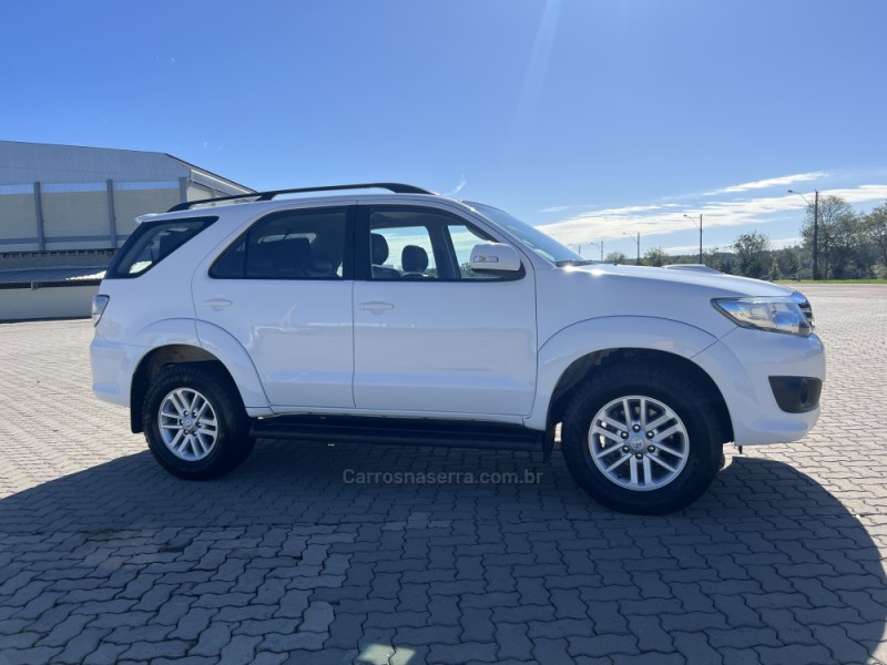 HILUX SW4 3.0 SRV 4X4 7 LUGARES 16V TURBO INTERCOOLER DIESEL 4P AUTOMÁTICO - 2015 - ANTôNIO PRADO