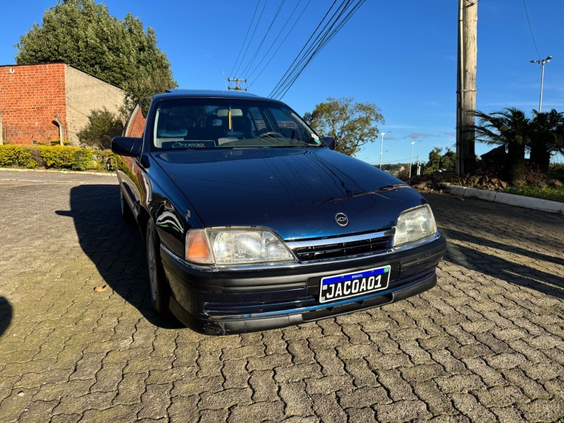 OMEGA 2.0 MPFI GLS 8V GASOLINA 4P MANUAL