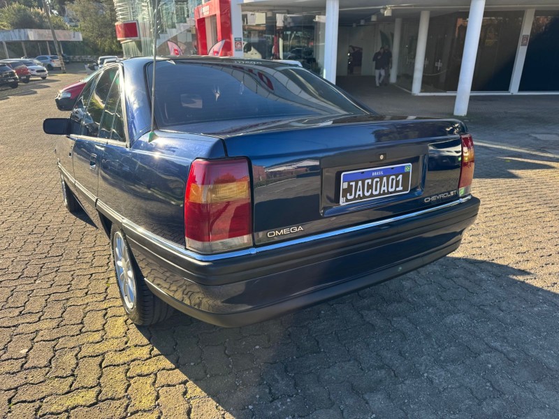 OMEGA 2.0 MPFI GLS 8V GASOLINA 4P MANUAL - 1993 - BENTO GONçALVES