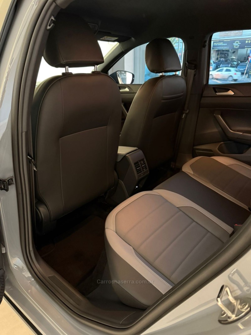 NIVUS 1.0 TSI HIGHLINE FLEX 4P AUTOMÁTICO - 2024 - LAJEADO