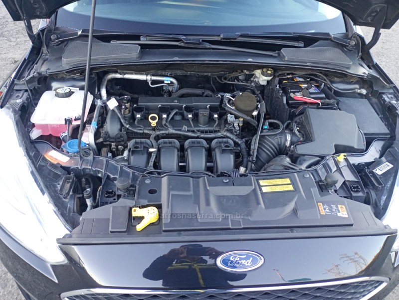 FOCUS 2.0 SE PLUS FASTBACK 16V FLEX 4P AUTOMÁTICO - 2016 - FARROUPILHA