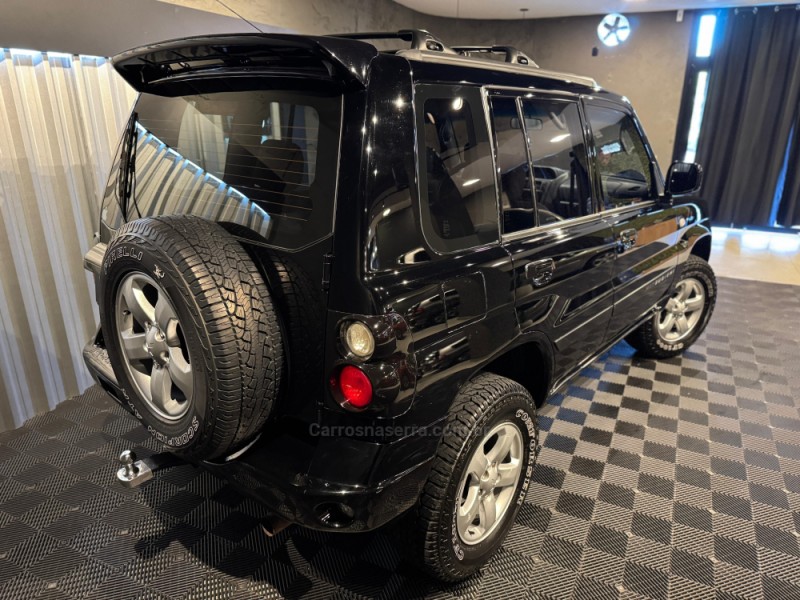 PAJERO TR4 2.0 4X4 16V 131CV GASOLINA 4P AUTOMÁTICO - 2008 - FARROUPILHA