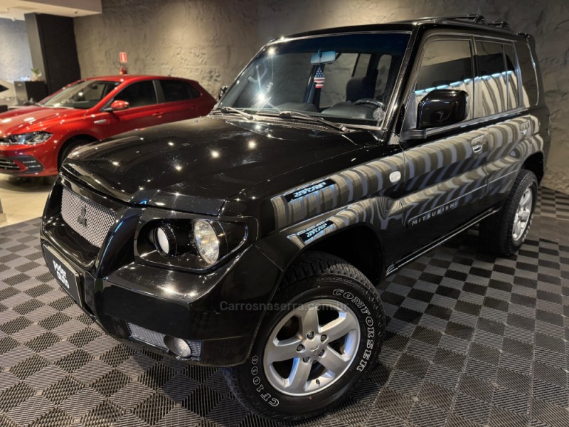 PAJERO TR4 2.0 4X4 16V 131CV GASOLINA 4P AUTOMÁTICO - 2008 - FARROUPILHA