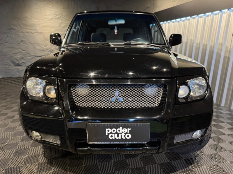 PAJERO TR4 2.0 4X4 16V 131CV GASOLINA 4P AUTOMÁTICO - 2008 - FARROUPILHA