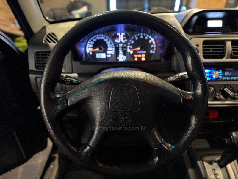 PAJERO TR4 2.0 4X4 16V 131CV GASOLINA 4P AUTOMÁTICO - 2008 - FARROUPILHA