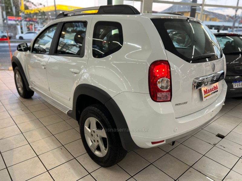 DUSTER 2.0 DYNAMIQUE 4X2 16V FLEX 4P MANUAL - 2015 - CAXIAS DO SUL
