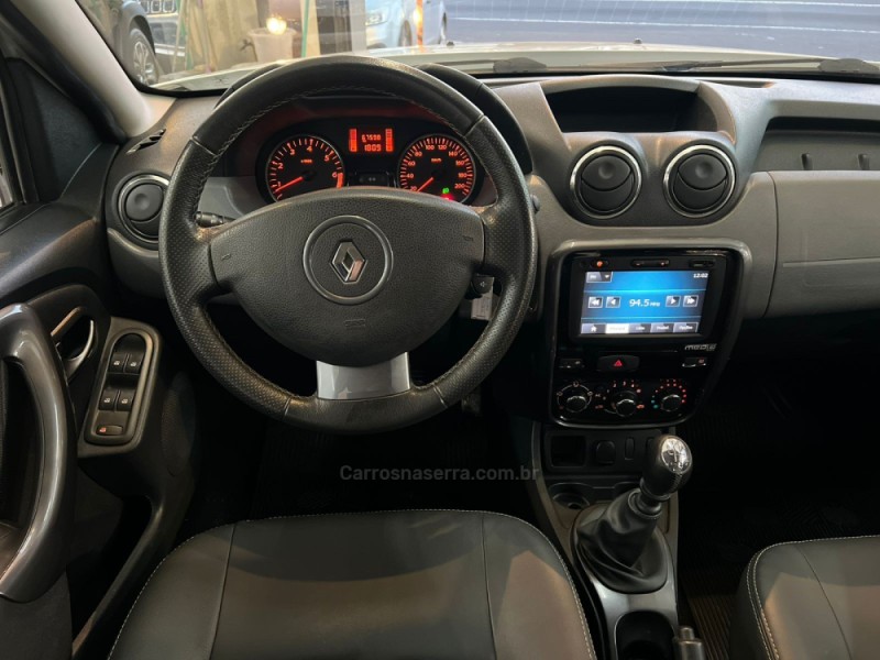 DUSTER 2.0 DYNAMIQUE 4X2 16V FLEX 4P MANUAL - 2015 - CAXIAS DO SUL
