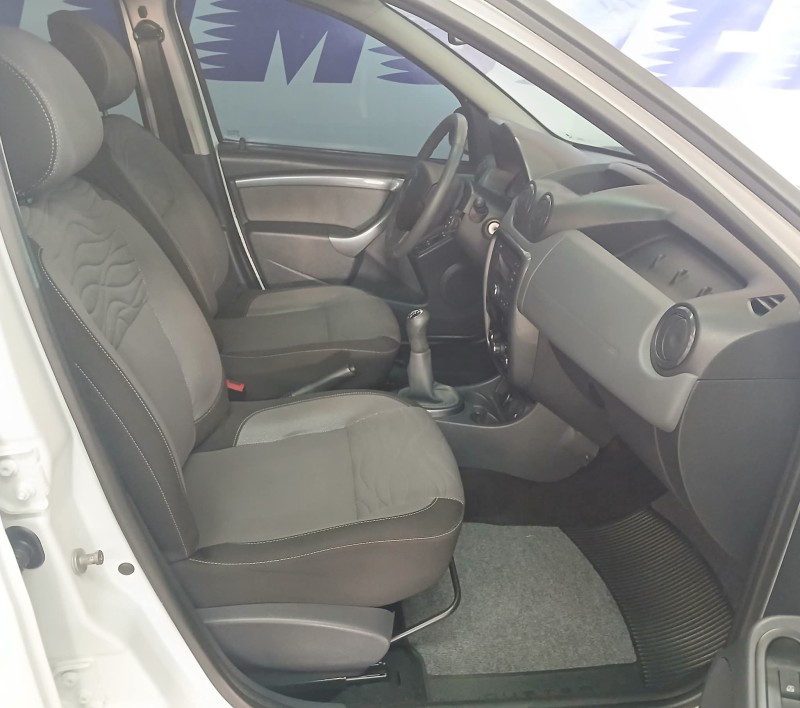 DUSTER 1.6 DYNAMIQUE 4X2 16V FLEX 4P MANUAL - 2013 - CAXIAS DO SUL