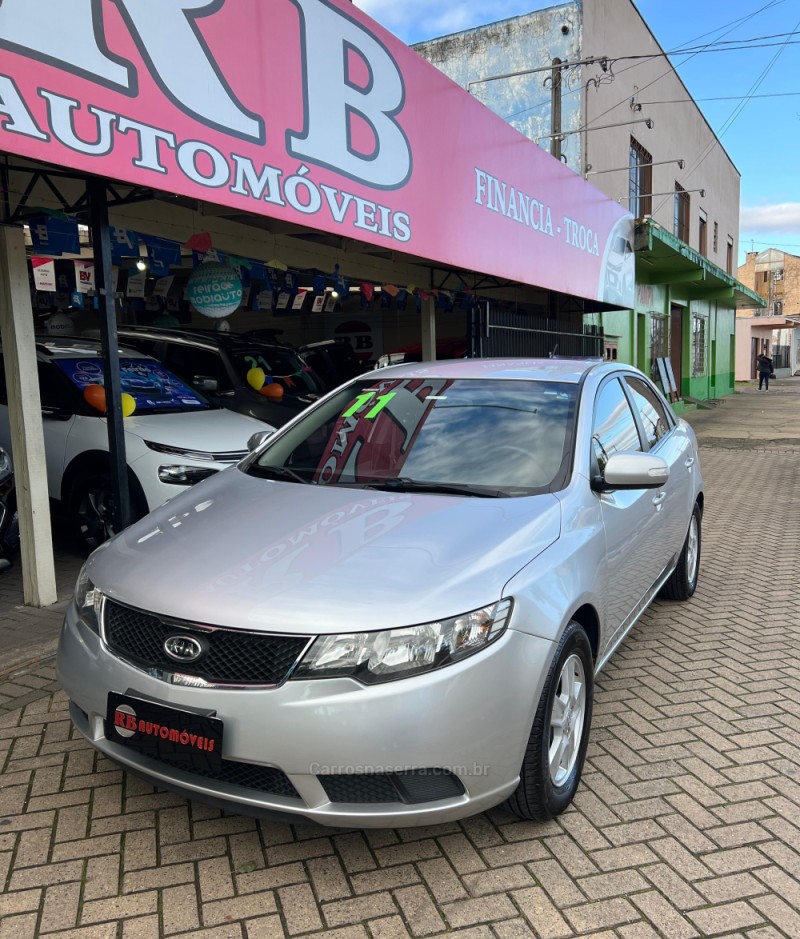 CERATO 1.6 EX2 SEDAN 16V GASOLINA 4P MANUAL - 2011 - PAROBé