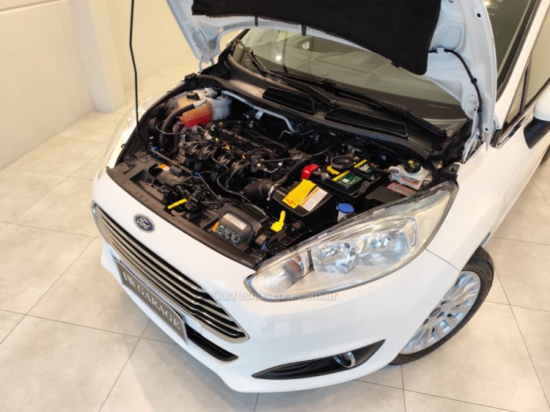FIESTA 1.6 TITANIUM HATCH 16V FLEX 4P AUTOMÁTICO - 2016 - BENTO GONçALVES