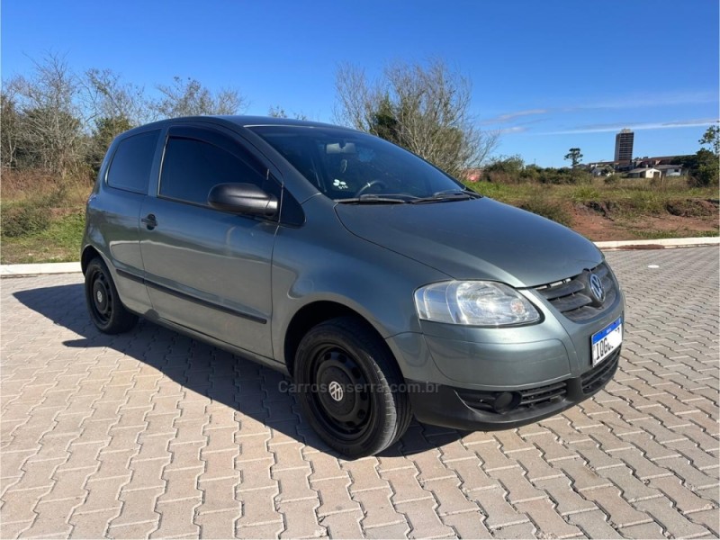 FOX 1.0 MI 8V FLEX 4P MANUAL - 2010 - PORTãO