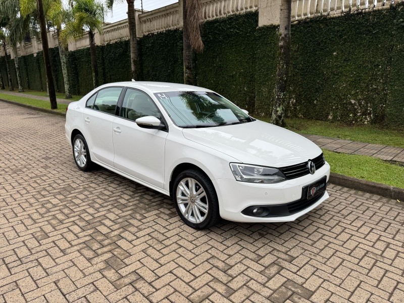 JETTA 2.0 COMFORTLINE FLEX 4P TIPTRONIC - 2014 - CAXIAS DO SUL