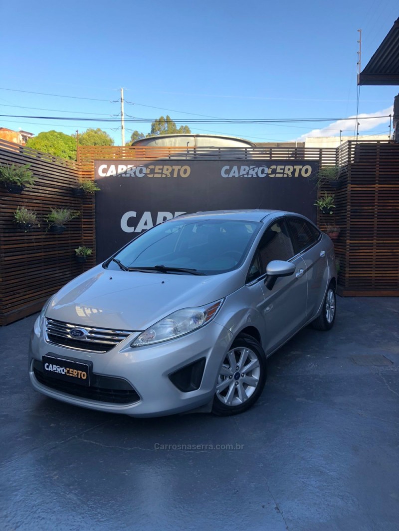 FIESTA 1.6 SE SEDAN 16V FLEX 4P MANUAL - 2012 - NOVO HAMBURGO