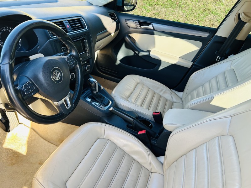 JETTA 2.0 TSI HIGHLINE 211CV GASOLINA 4P TIPTRONIC - 2013 - BENTO GONçALVES