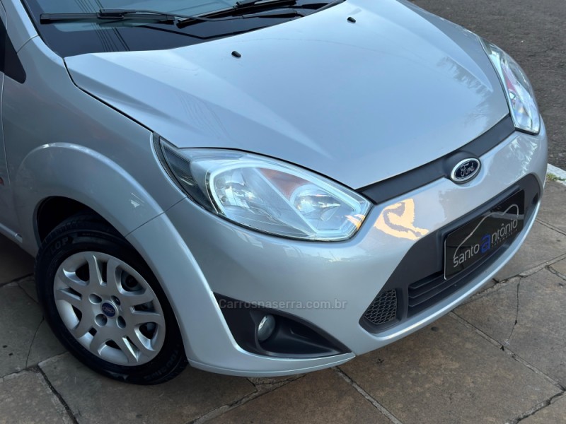 FIESTA 1.6 MPI CLASS HATCH 8V FLEX 4P MANUAL - 2013 - LAGOA VERMELHA