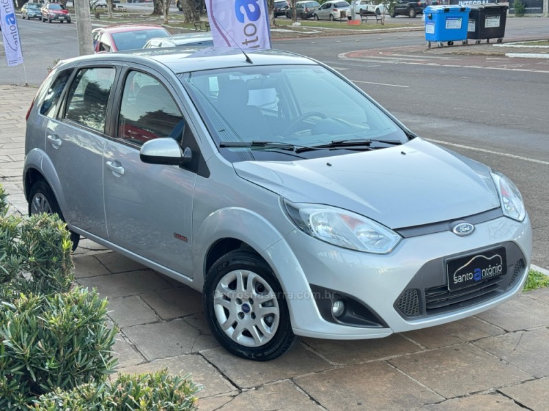 FIESTA 1.6 MPI CLASS HATCH 8V FLEX 4P MANUAL - 2013 - LAGOA VERMELHA