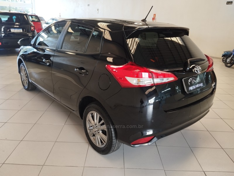 YARIS 1.5 16V XL PLUS TECH FLEX AUTOMÁTICO - 2022 - NOVO HAMBURGO