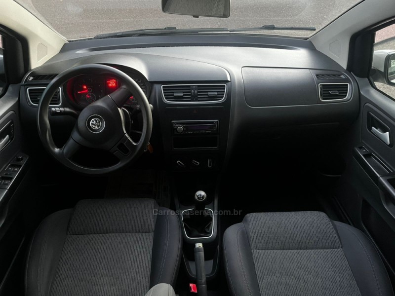 FOX 1.6 MI ITREND 8V FLEX 4P MANUAL - 2013 - CARLOS BARBOSA