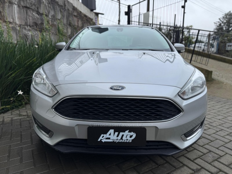 FOCUS 2.0 SE PLUS SEDAN 16V FLEX 4P AUTOMÁTICO - 2018 - FARROUPILHA
