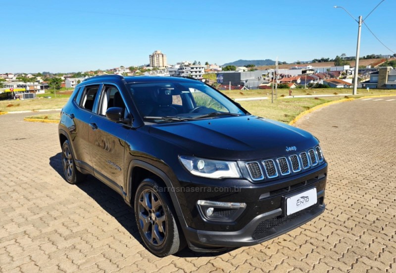 COMPASS 2.0 16V DIESEL LONGITUDE 4X4 AUTOMÁTICO - 2020 - LAJEADO